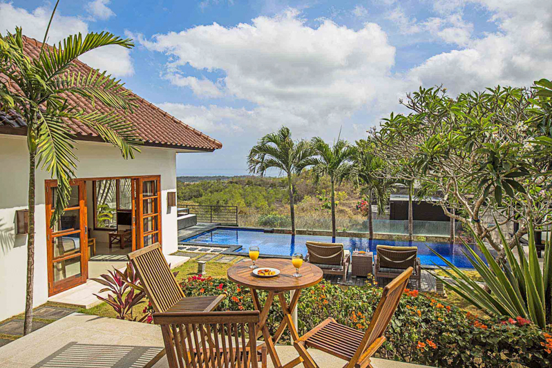 Relax in luxury Villa Jimbaran Bali