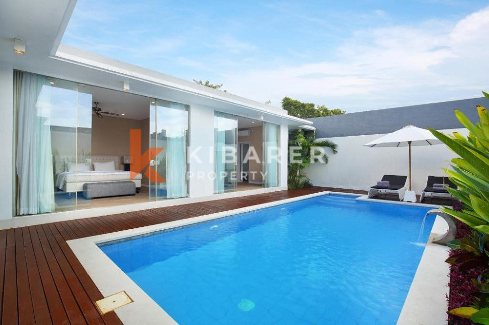 glamour pool villa